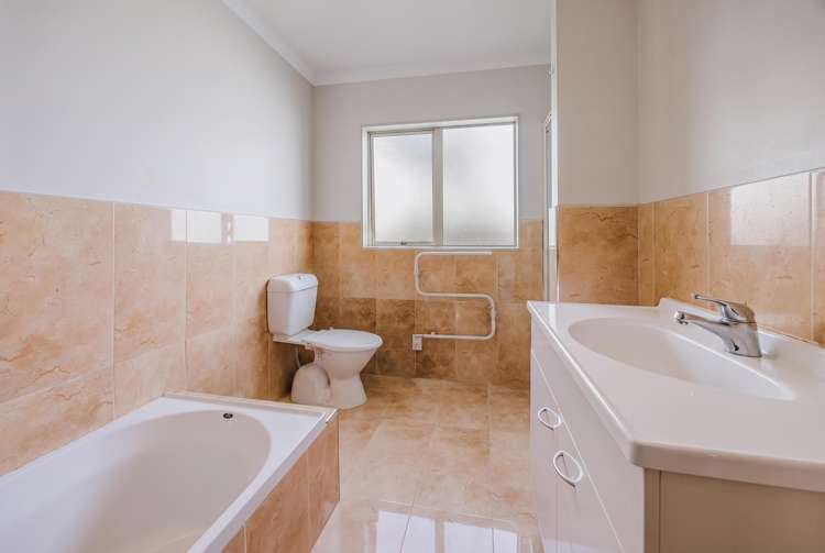 44A Crossandra Drive Mangere_10
