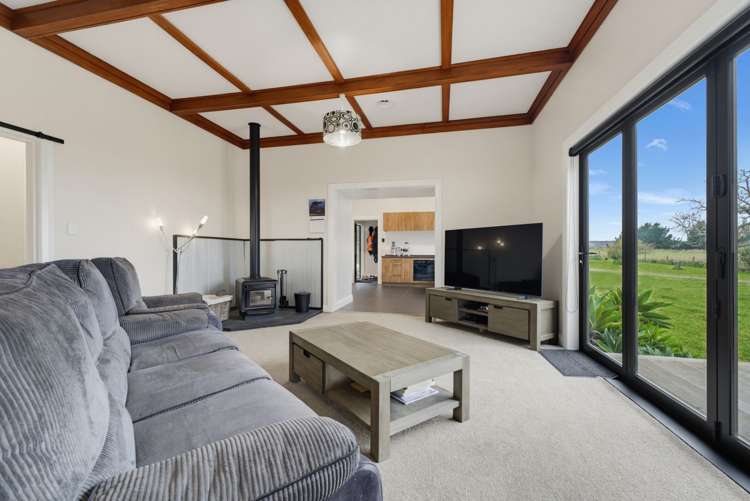 2505 State Highway 3 Waitotara_8