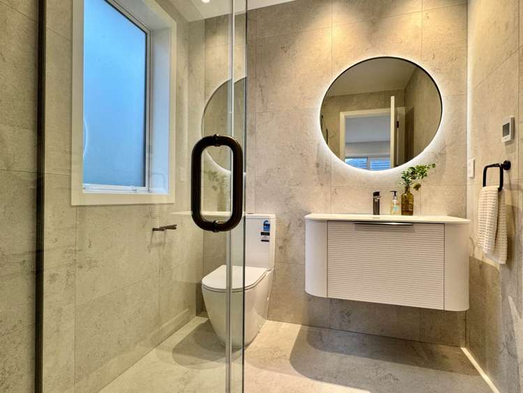 371 Te Taruna Drive Milldale_12