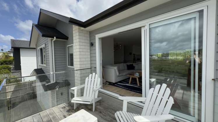 144 Arran Point Parade Orewa_13