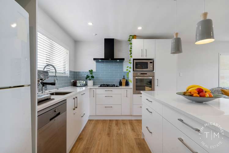 23a Ropata Avenue Point England_6