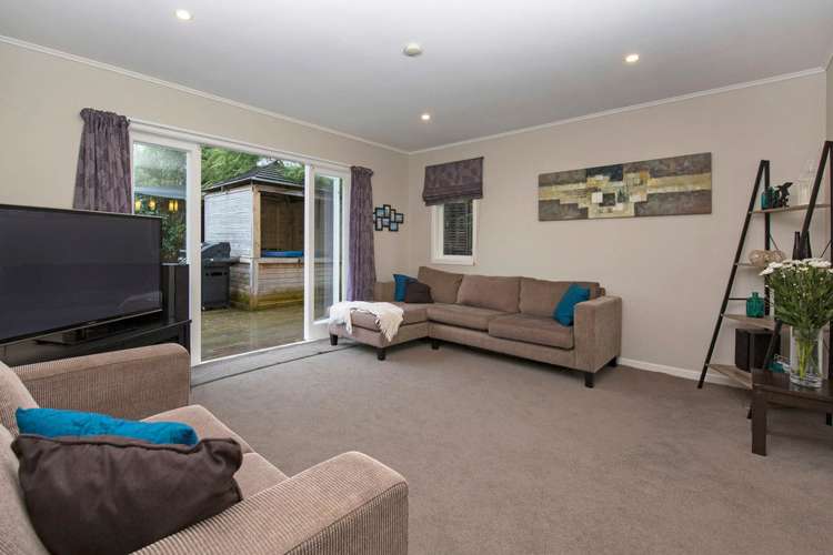 64 Patons Road Howick_9