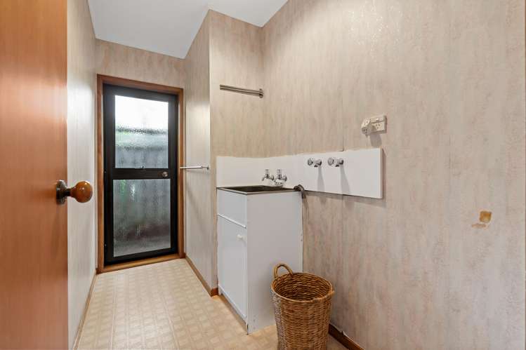 8A Forest Glen Orewa_23