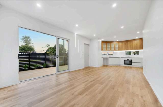 1-2/30 Carruth Road Papatoetoe_4