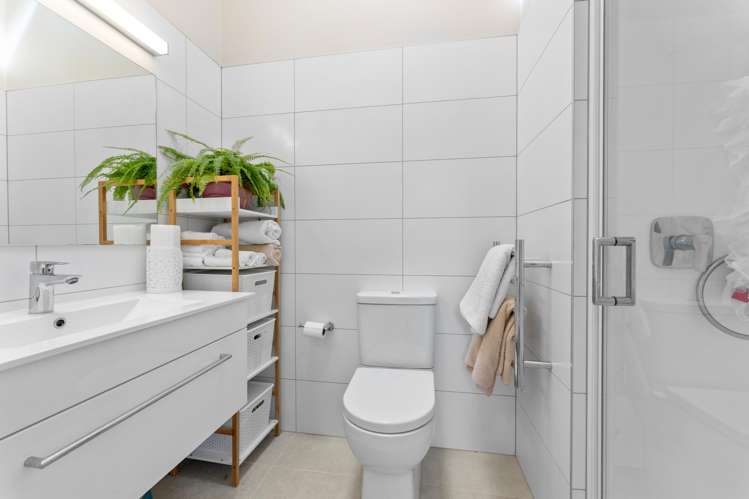 52B/130 Great South Road Epsom_13