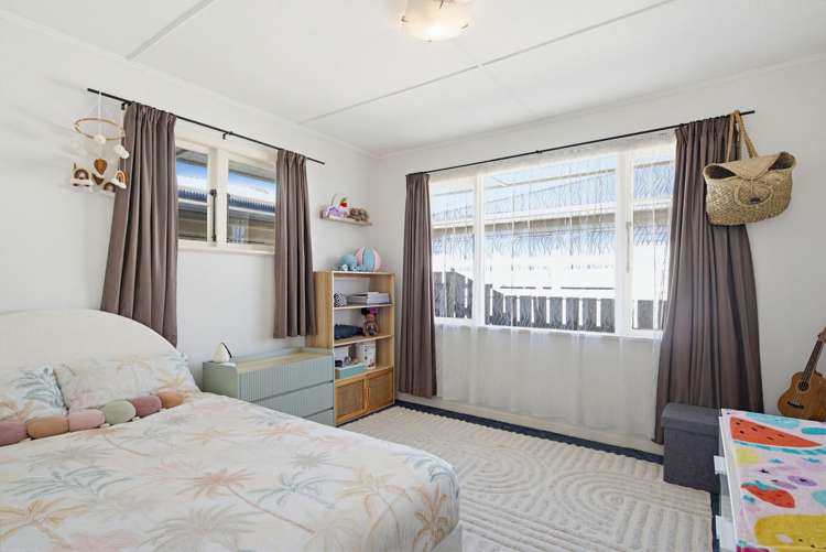1/50 Manson Avenue Stoke_16