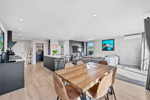 2/114 Kervil Avenue Te Atatu Peninsula_4