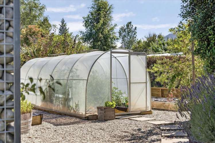 28 Sam John Place Lake Hawea_24