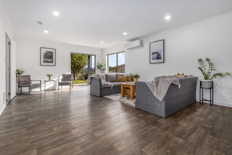 42 Harry Shaw Way Raumati South_15