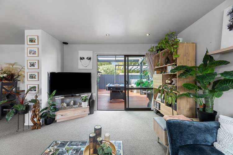 1/64 Parker Street Springlands_17