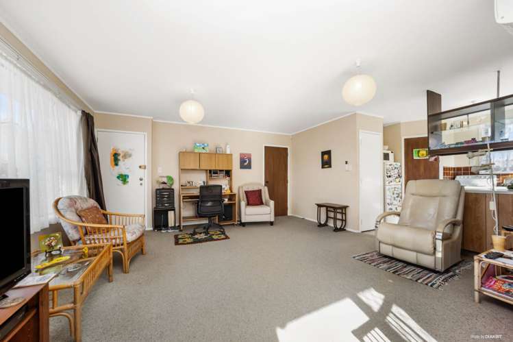 2/13 Northall Road New Lynn_6
