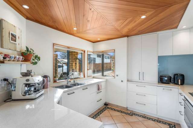 242a Te Atatu Road Te Atatu South_4