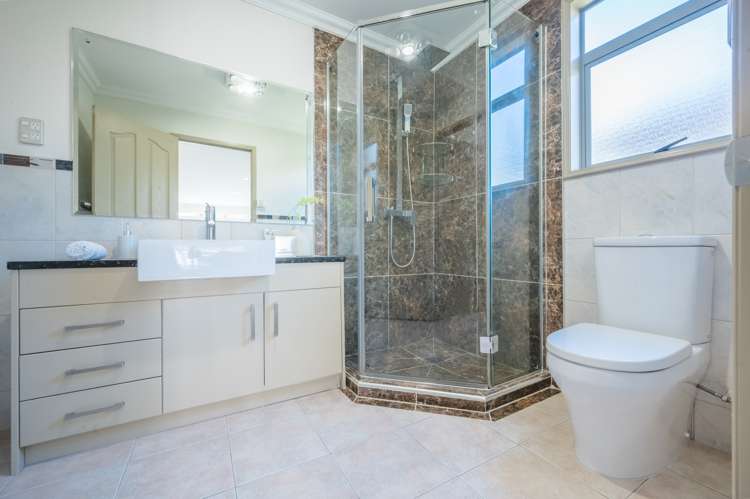 10 Rosewood Place Goodwood Heights_7