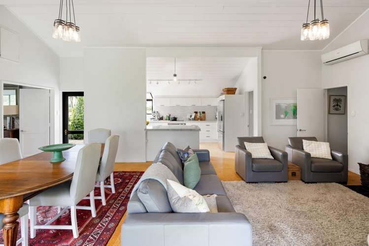 261 Sainsbury Road Puketaha_13