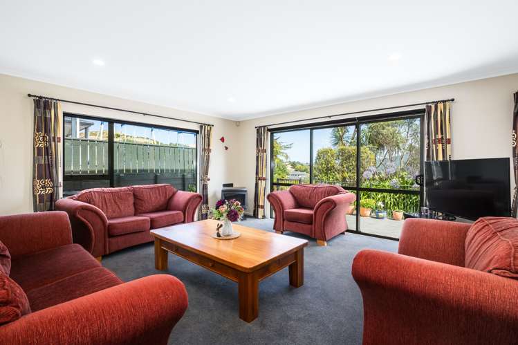 138 Woodman Drive Tawa_18