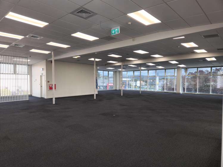 C/131 Lincoln Road Henderson_10