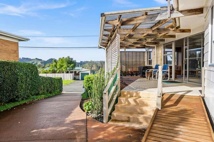 31 Takahe Street_4