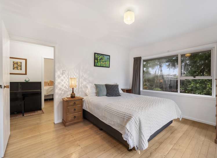 36 Yeovil Road Te Atatu Peninsula_11