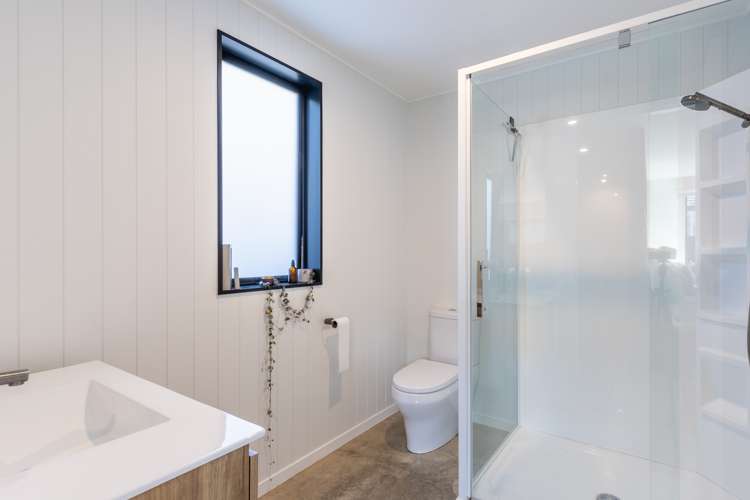 9 Kaiwaru Place Waikanae_11