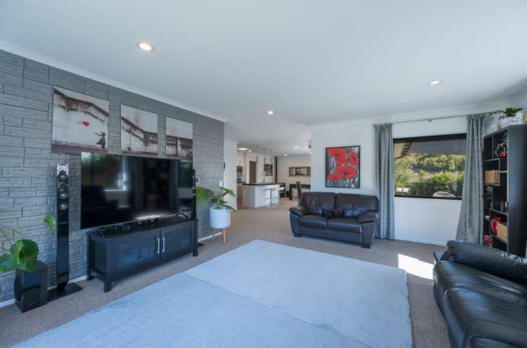 3 Olivine Terrace The Brook_4