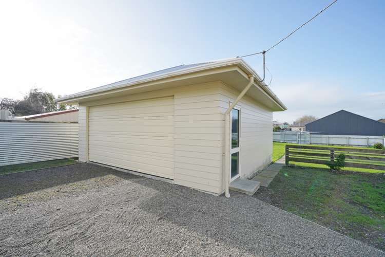 26 Dyson Street Strathern_25