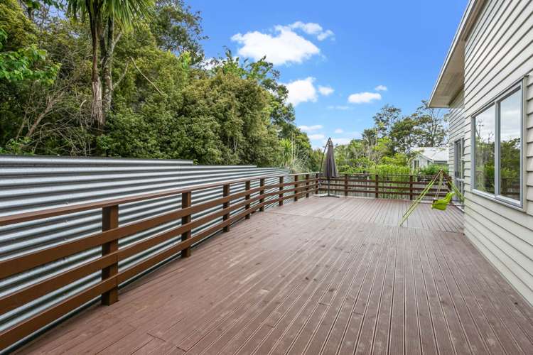 57a Riverpark Crescent Henderson_9