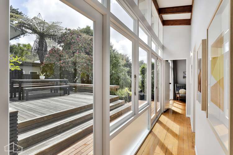 18 De Val Drive Titirangi_9