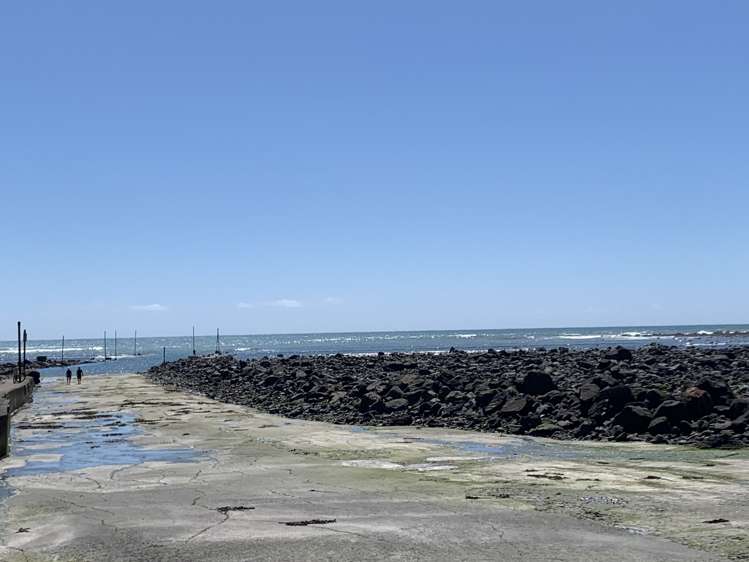 26 Anglers Avenue Warea_18