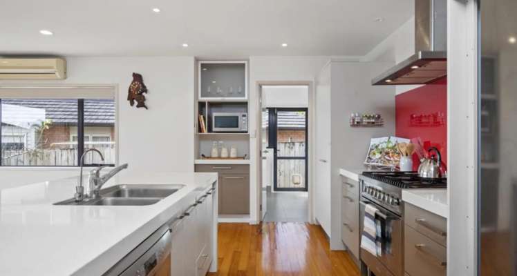  107 Kitchener Road Pukekohe_7