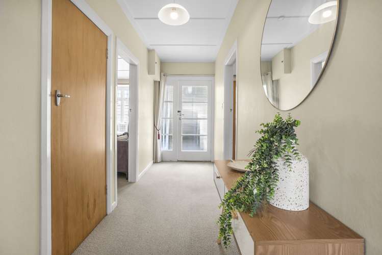 87 Mills Road Brooklyn_10