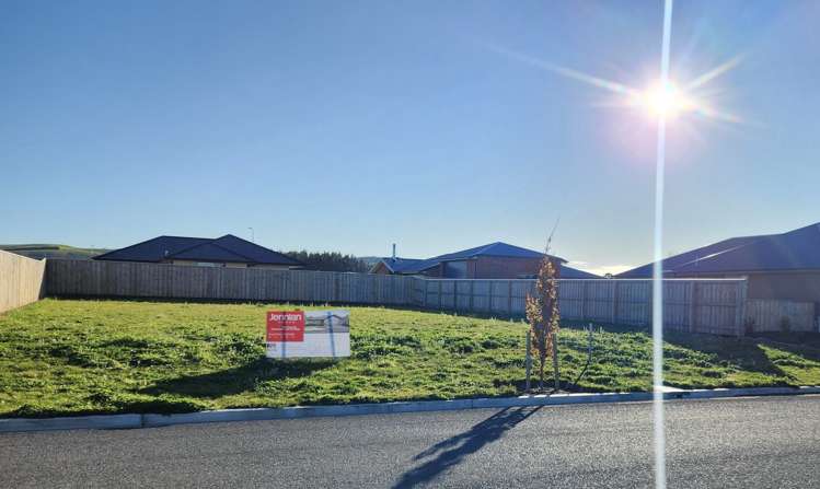 14 5 Greig Crescent Amberley_1