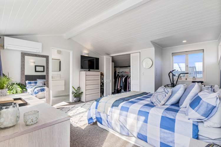 28 Fielding Crescent Farm Cove_16