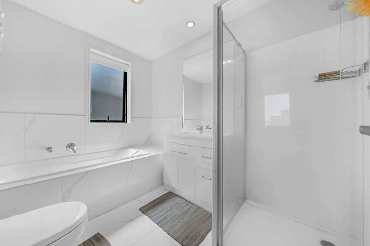 10b Hollowout Street Takanini_13