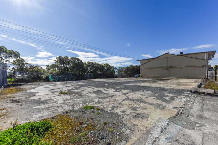 8 & 10 Kotua Place Stoke_14