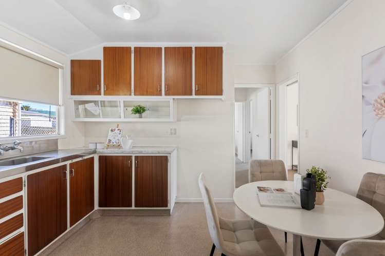 2/69 Titirangi Road New Lynn_11