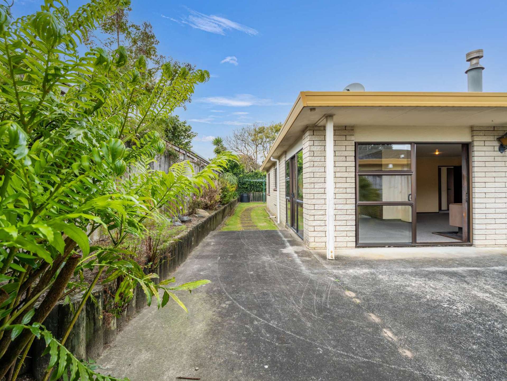 2/12 Penrhyn Place Mount Maunganui_0