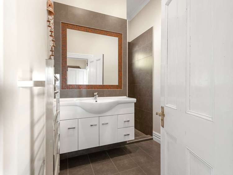 9 Kowhai Road Bluff Hill_10