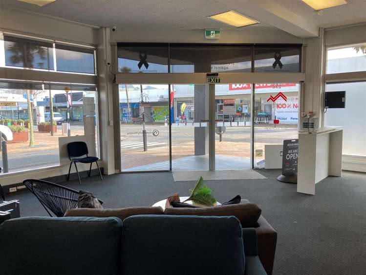 152 Main Street Upper Hutt Central_2