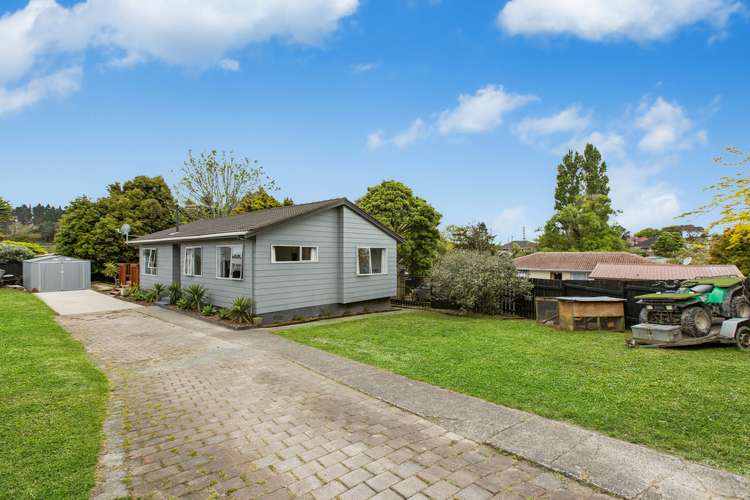 8 Karina Place Glen Eden_13