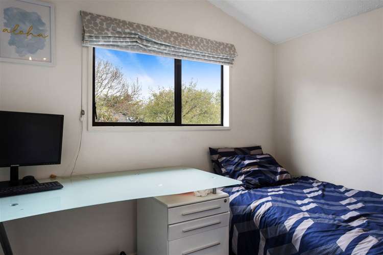 56 Crofton Road Harewood_11