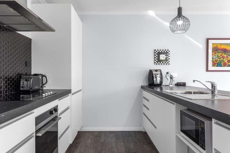 33 Omega Place Coastlands_10