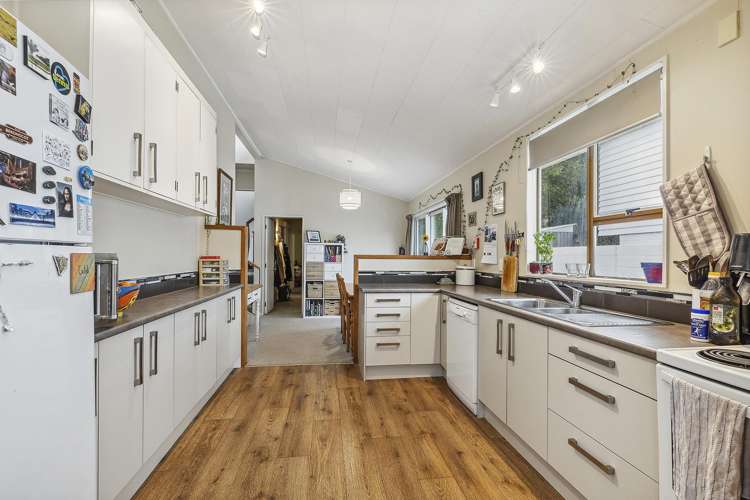 47 Thurleigh Grove Karori_5