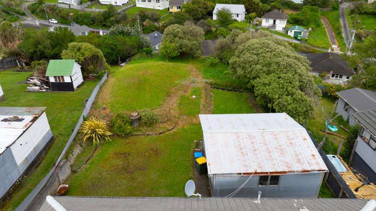 78 Champion Street Cannons Creek_11