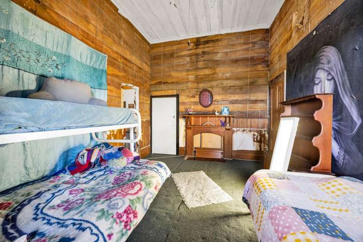 2124 Eltham Road Awatuna_14