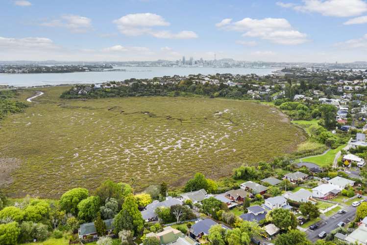 1/20 Saint Peters Street Northcote_12