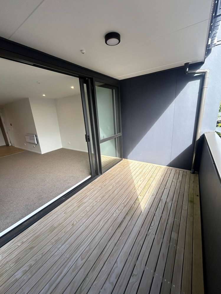 4/16 Treasure Lane Te Atatu South_11