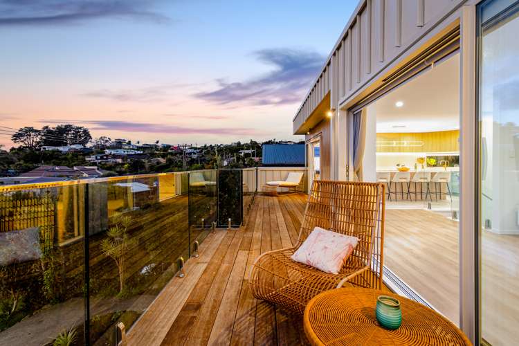 27a Beach Road Manly_5