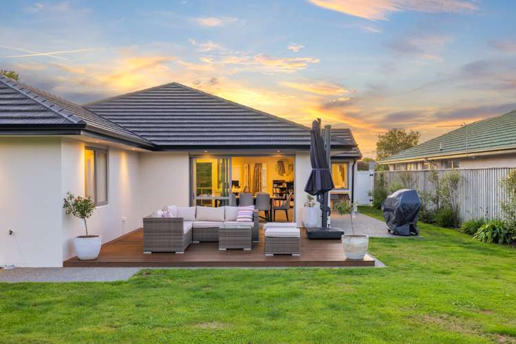 63 Chartwell Street Burwood_7