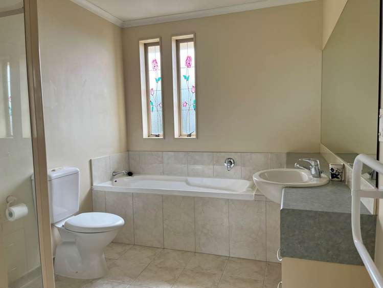 14 Rakau Views Orewa_5