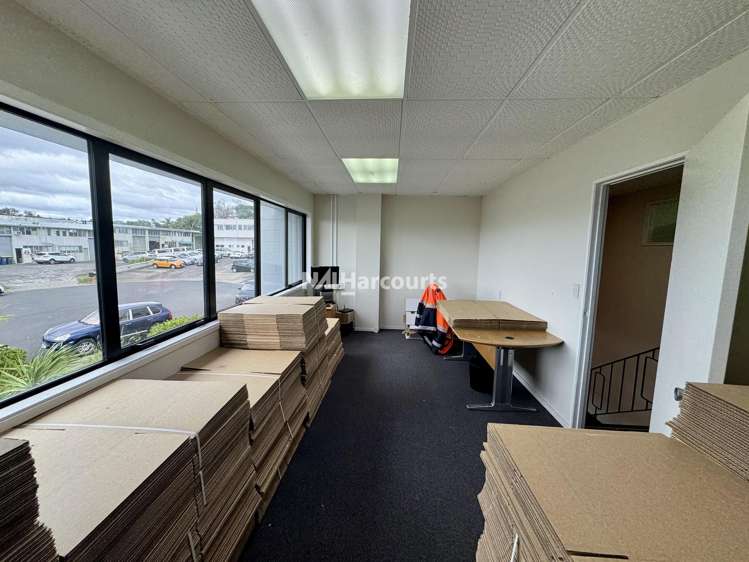 A/3 Colway Place Wairau Valley_5